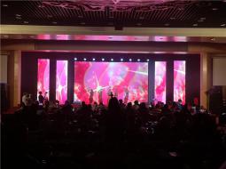 不同场景灯光音响大屏租赁要点